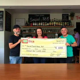 Bar da Bica faz doação ao Fundo Social de Solidariedade de PG