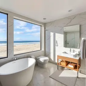 banheiros em Praia Grande