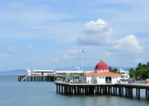 Píer turístico Praia Grande