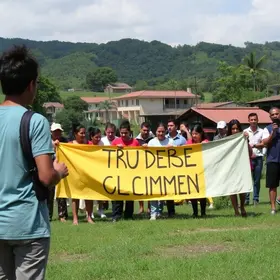 ação de conscientização na Rua Itiberê da Cunha