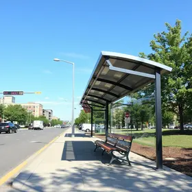 manutenção em abrigos de ônibus